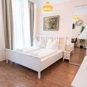Hotel Schoenbrunn, Vídeň