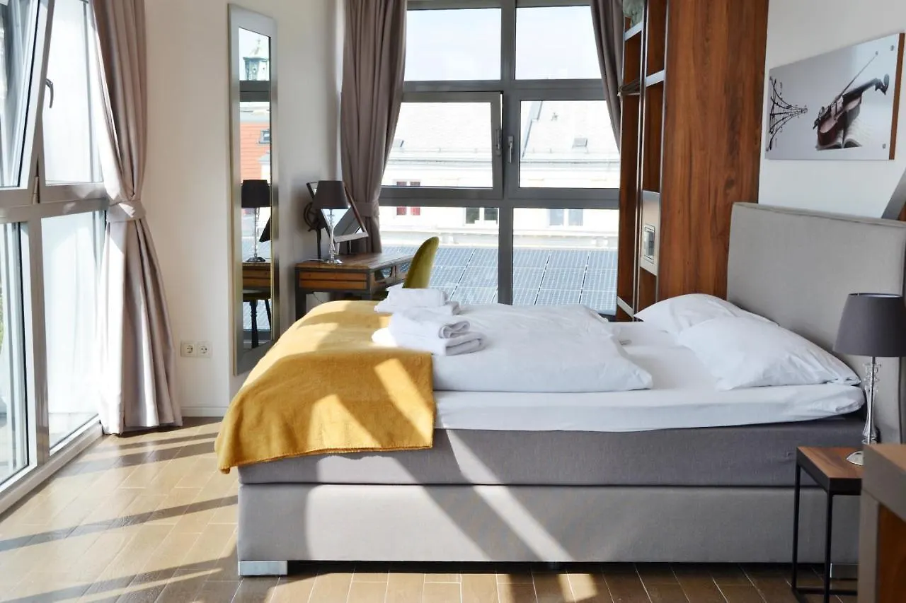 **  Apollo Hotel فيينا النمسا